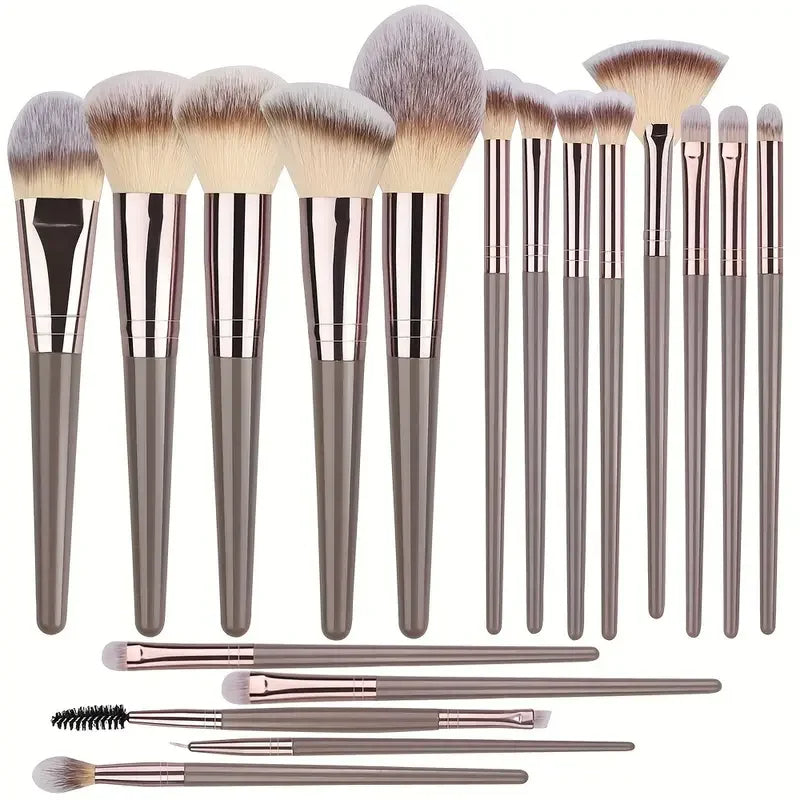 Professional Makeup Brush Set – Soft Fluffy Bristles, Foundation, Eyeshadow & Blending Brushes