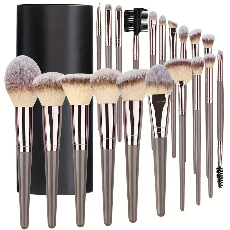 Professional Makeup Brush Set – Soft Fluffy Bristles, Foundation, Eyeshadow & Blending Brushes