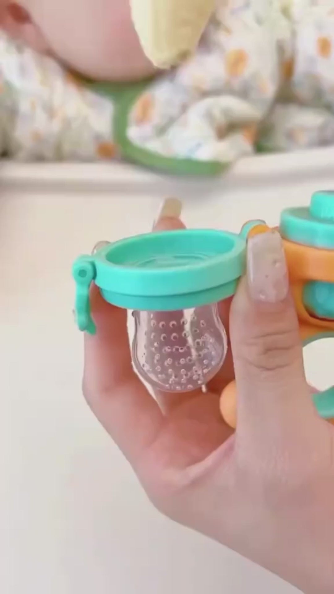 Baby Fruit Squeezer Feeder